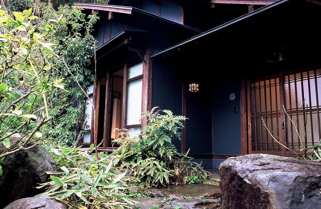 Ishiyama Rikyu Gosoku No Kutsu Hotel Amakusa  Exterior foto